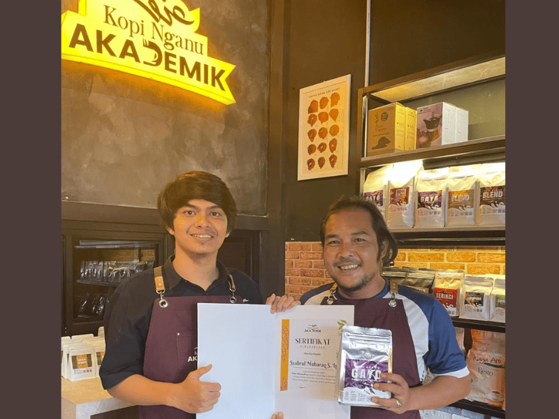 Syahrul alumni kelas manual brew Kopi Nganu Akademik